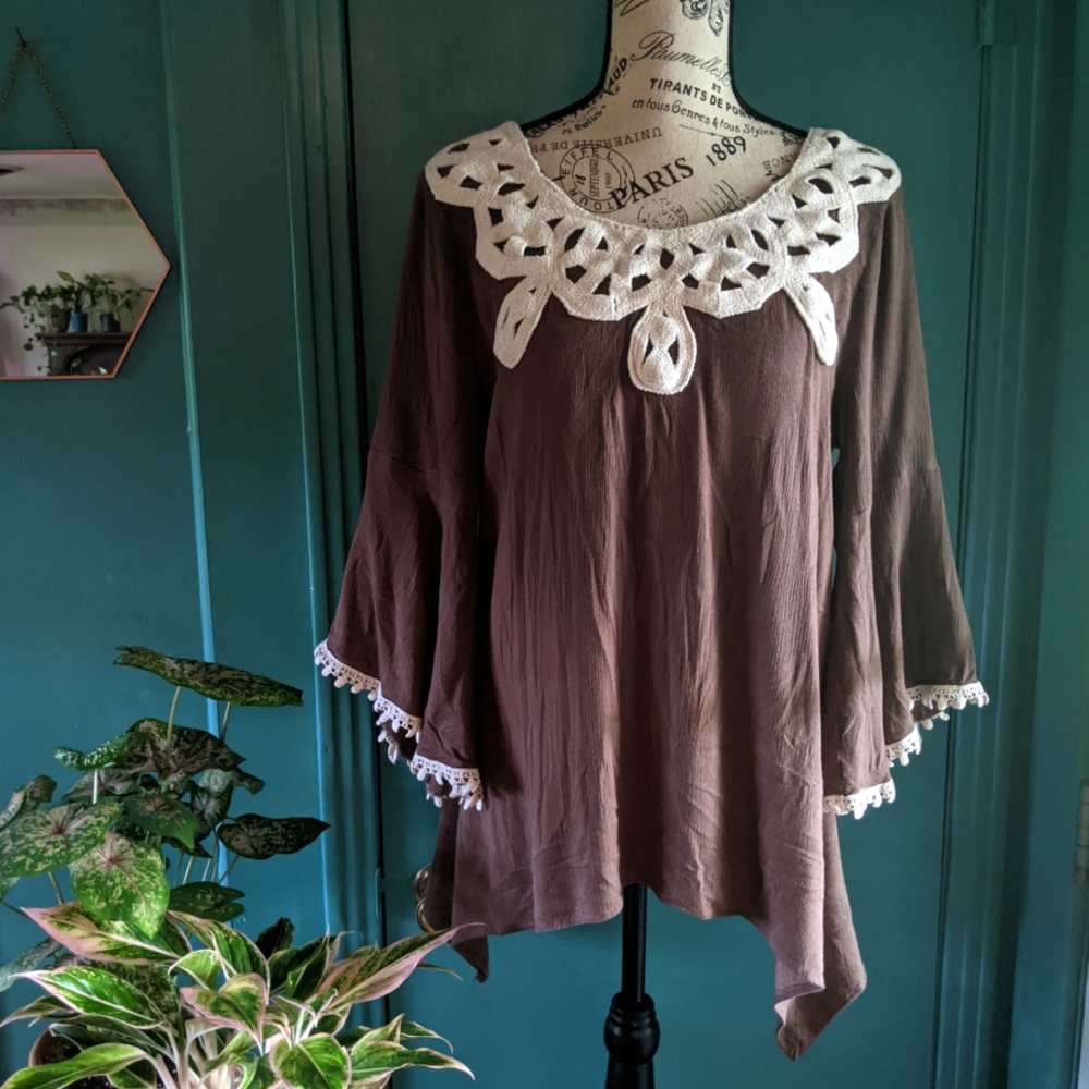Entro Bell Sleeve Boho Top